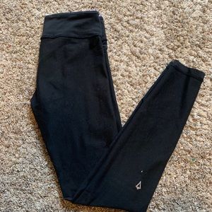 Ivivva black reversible leggings